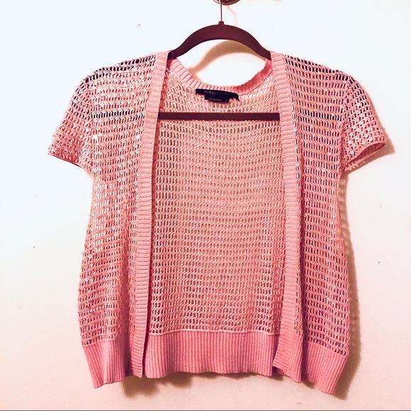 BCBGMaxAzria Sweaters - BCBGMAXAZRIA Pink/Sequined Short Sleeve Cardigan-L